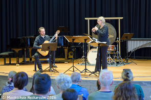 Andrea Buchert-Kwasnitza und Gabriel Hernández Westpfahl musizieren einfühlsam.